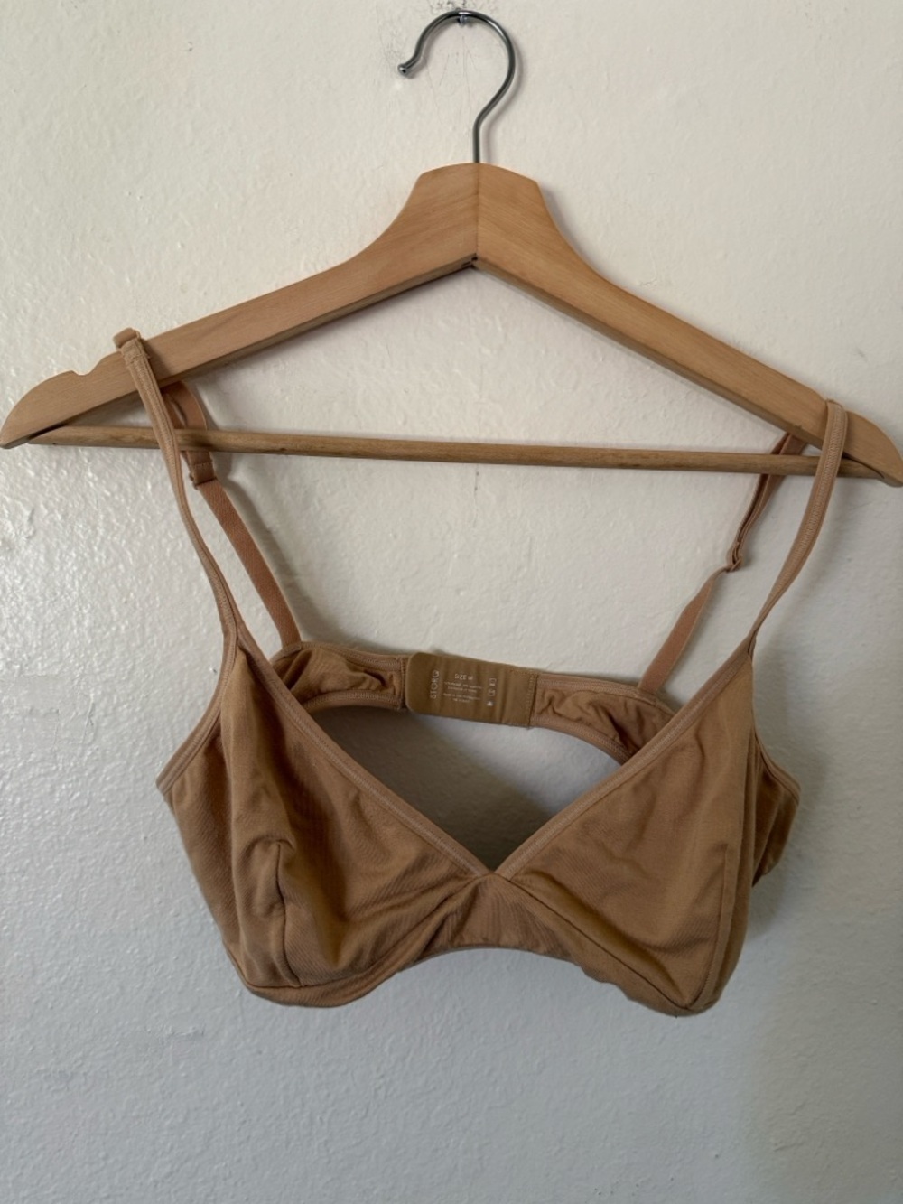 STORQ Wireless Bra in Tan Sz M
